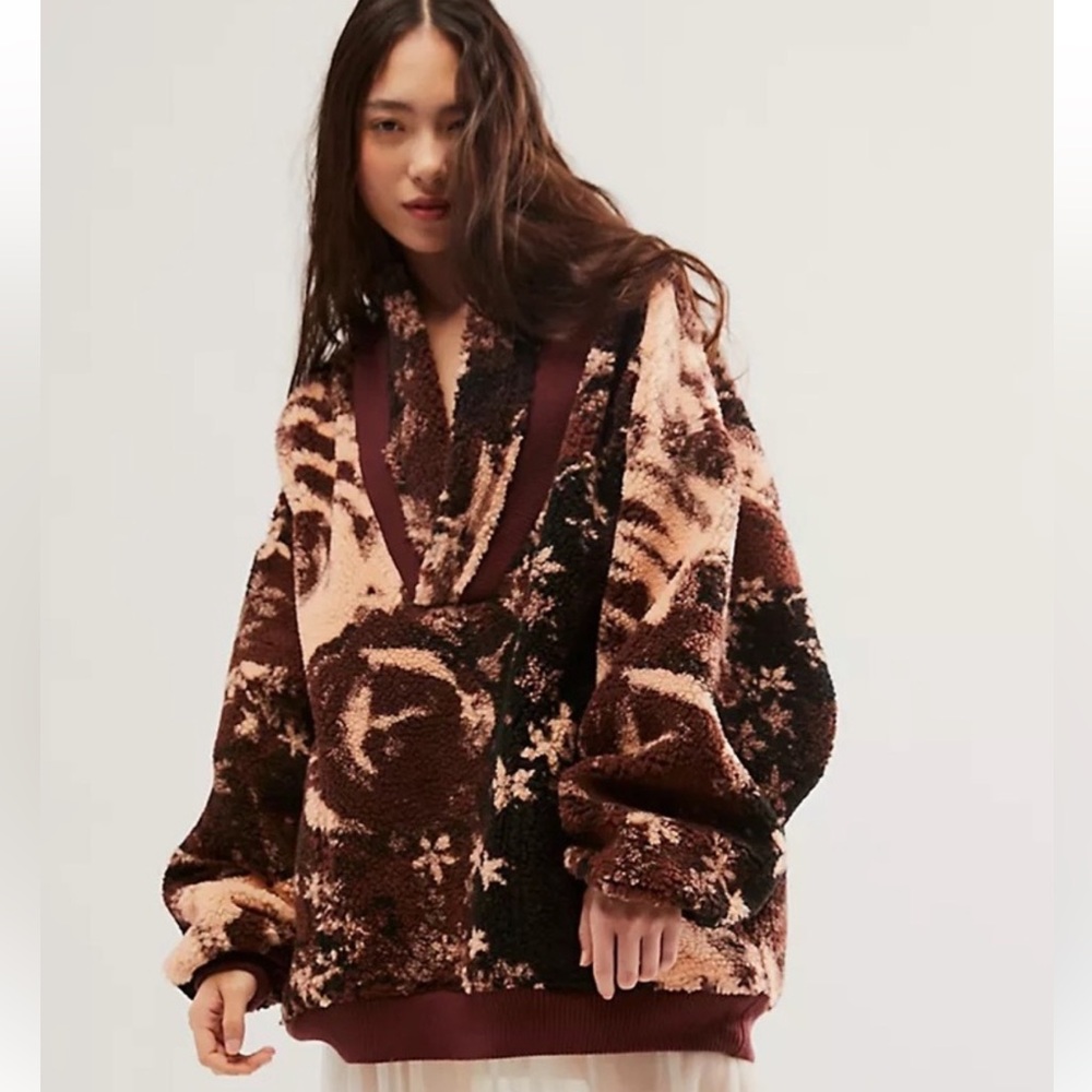 Free People Rosie Printed Sherpa
Oversized Jacket